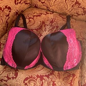 Cacique underwire bra size 44H pink lace